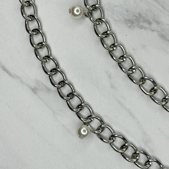 Faux Pearl Beaded Silver Tone Metal Chain Link Belt - One Size - 40" Adjustable - Picture 3 of 11
